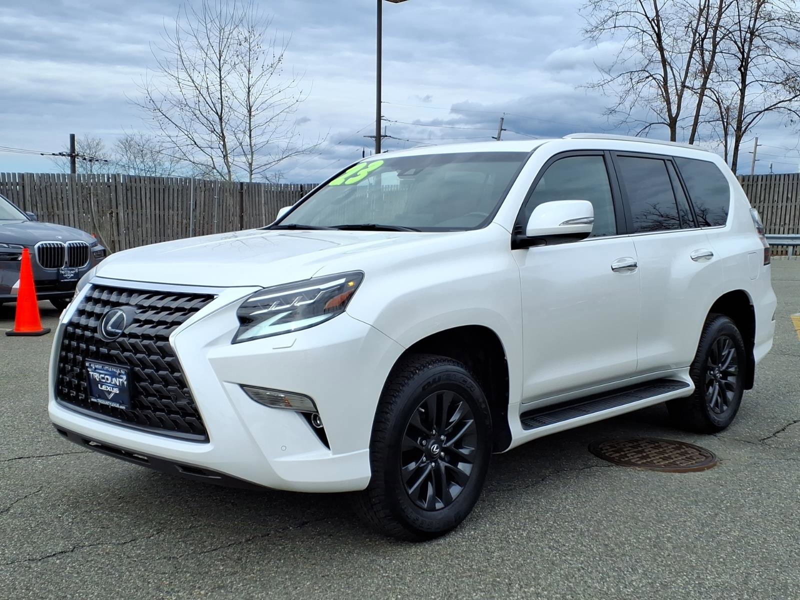 Certified 2023 Lexus GX 460 Premium w/ Premium Package image 3