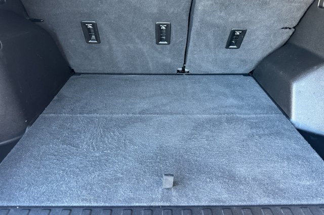 Used 2019 Chevrolet Equinox Premier AWD/4WD image 17
