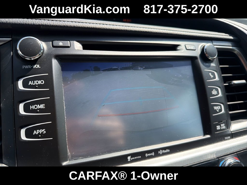 Used 2019 Toyota Highlander XLE FWD image 25