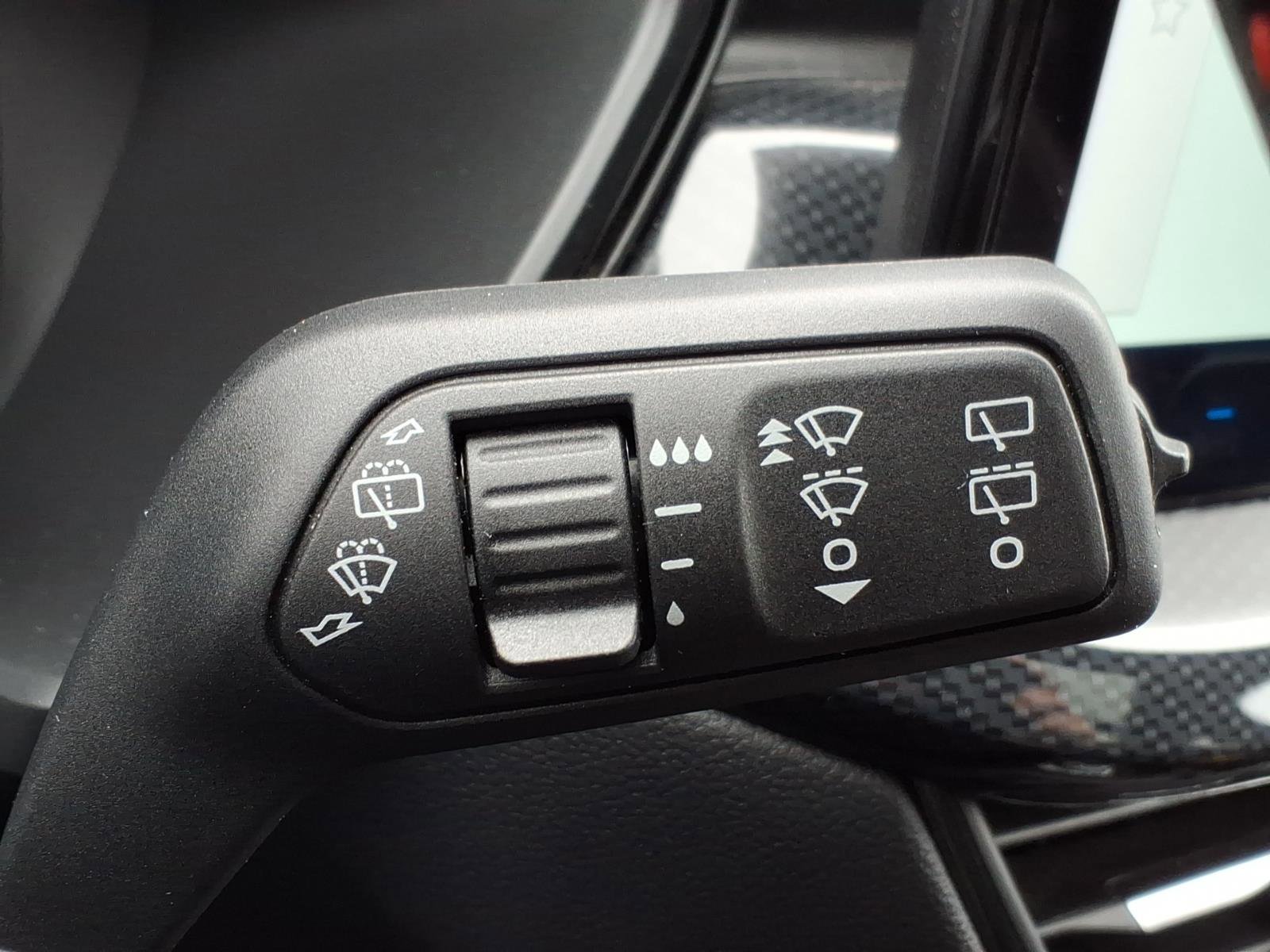 Used 2024 Ford Escape ST-Line w/ Tech Pack #1 AWD/4WD image 27