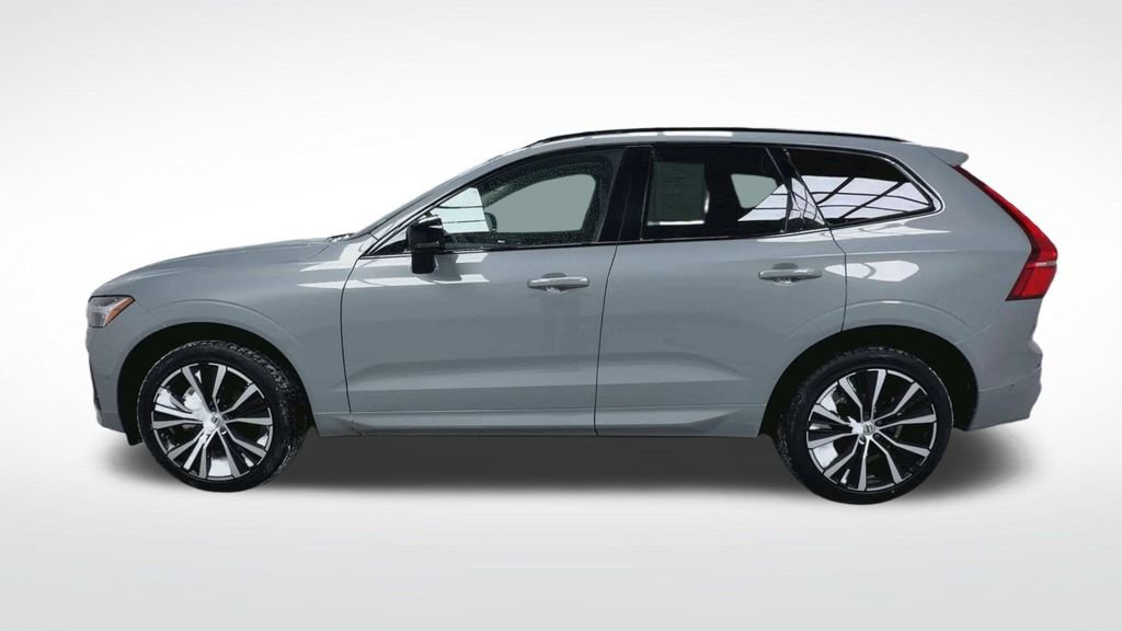 Certified 2024 Volvo XC60 B5 Plus w/ Climate Package image 20