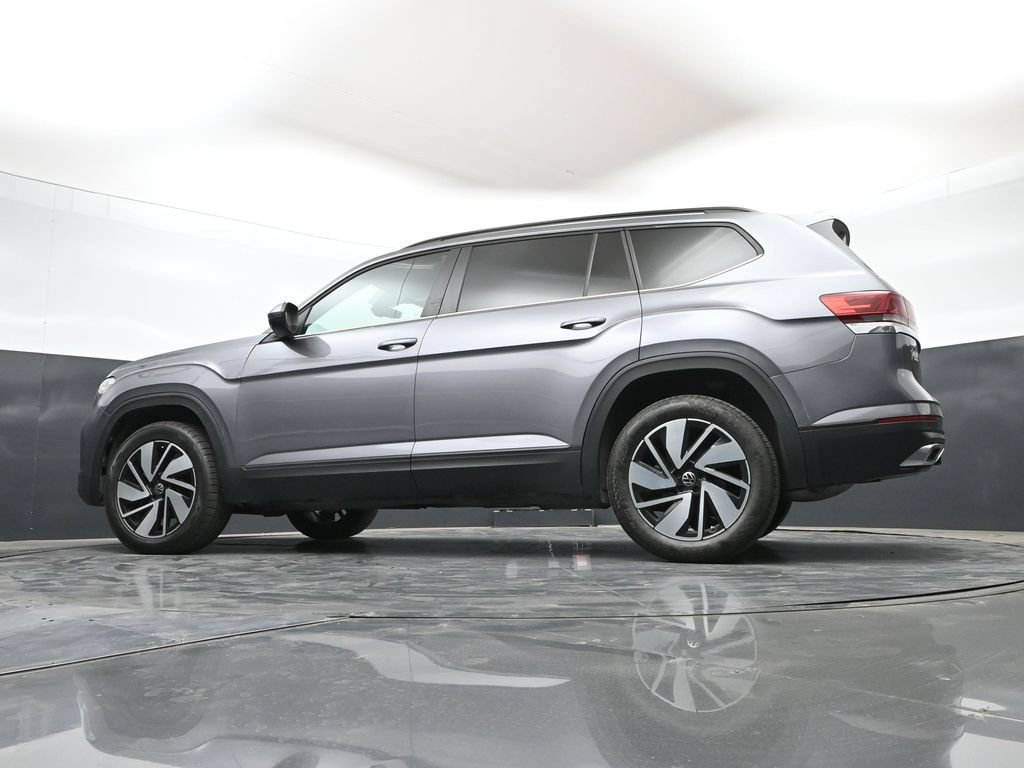 Used 2025 Volkswagen Atlas SE AWD/4WD image 47