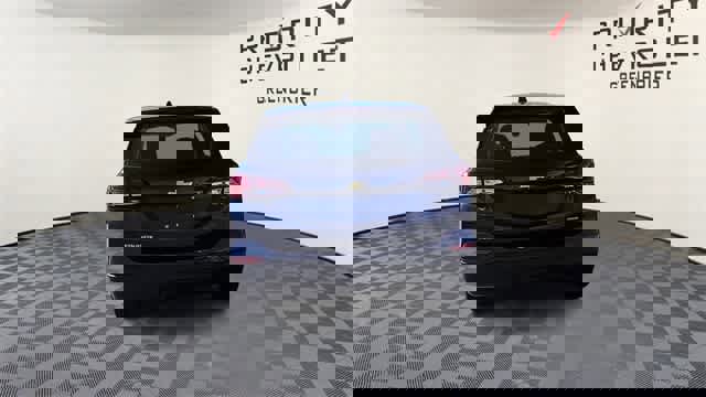 Used 2023 Chevrolet Equinox LS image 7