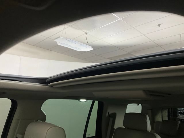 Used 2020 GMC Yukon Denali w/ Open Road Package AWD/4WD image 17
