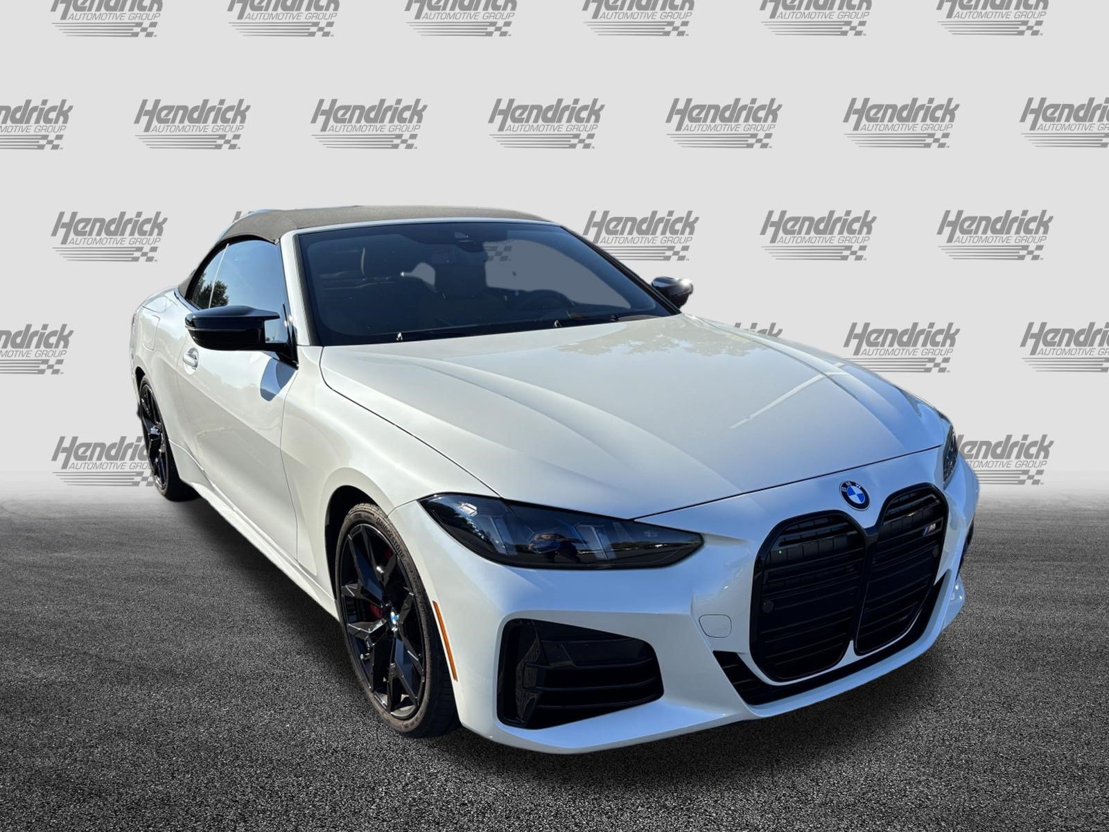 Certified 2025 BMW M440i Convertible w/ Premium Package RWD image 2