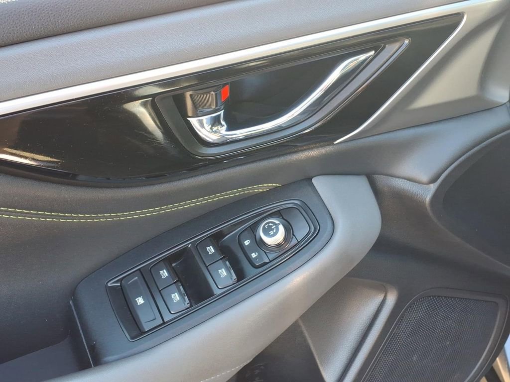 Used 2021 Subaru Outback Onyx Edition XT image 4