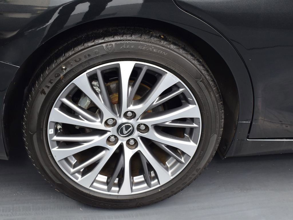 Used 2019 Lexus ES 350 w/ Premium Package image 8