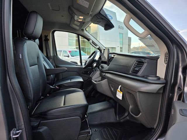 New 2026 Ford Transit 150 Low Roof RWD image 26