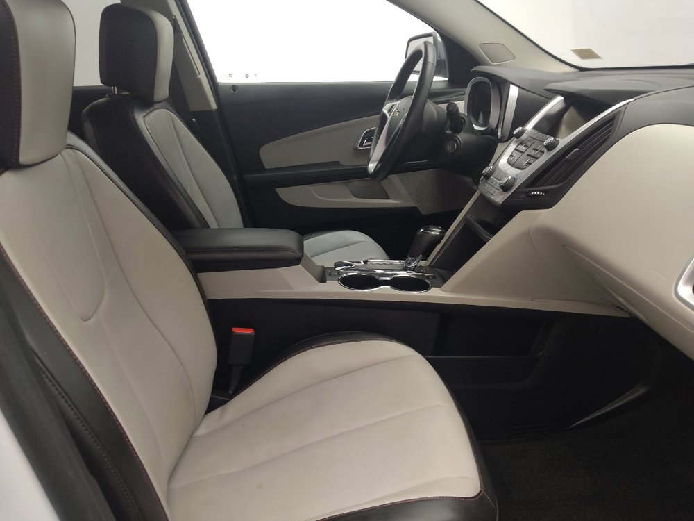 Used 2016 Chevrolet Equinox LTZ w/ Enhanced Convenience Package FWD image 21