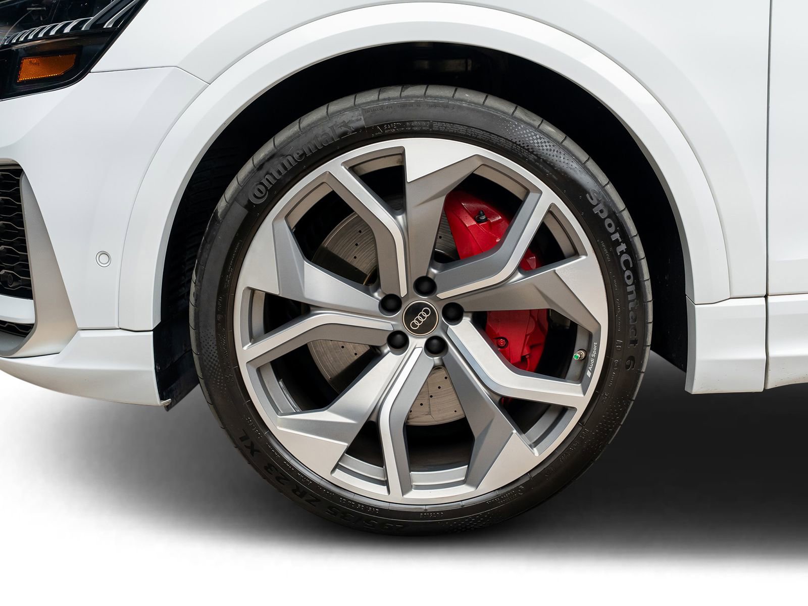 Used 2022 Audi RS Q8 AWD/4WD image 32