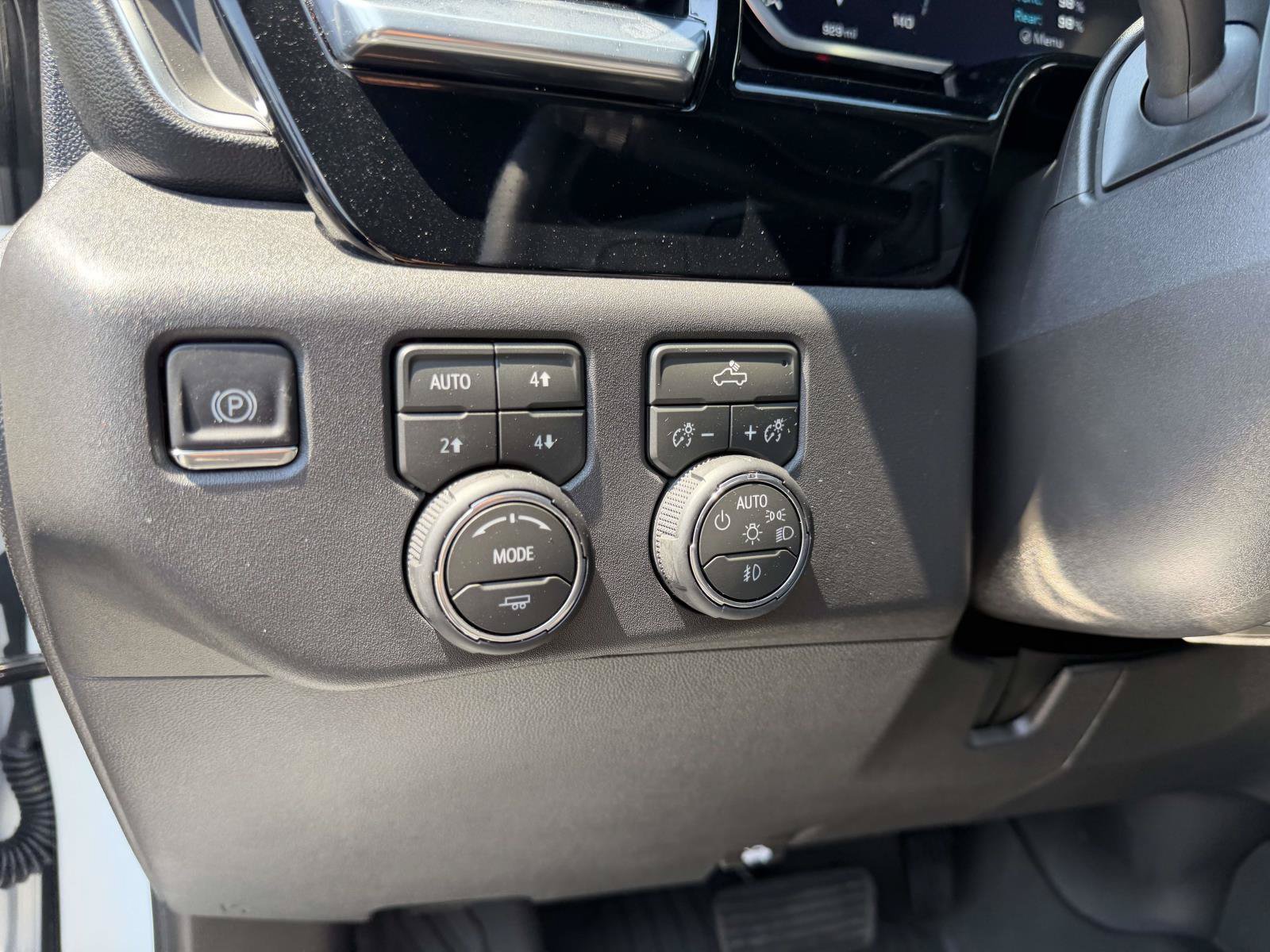 Certified 2026 Chevrolet Silverado 1500 LT Trail Boss w/ Protection Package AWD/4WD image 23