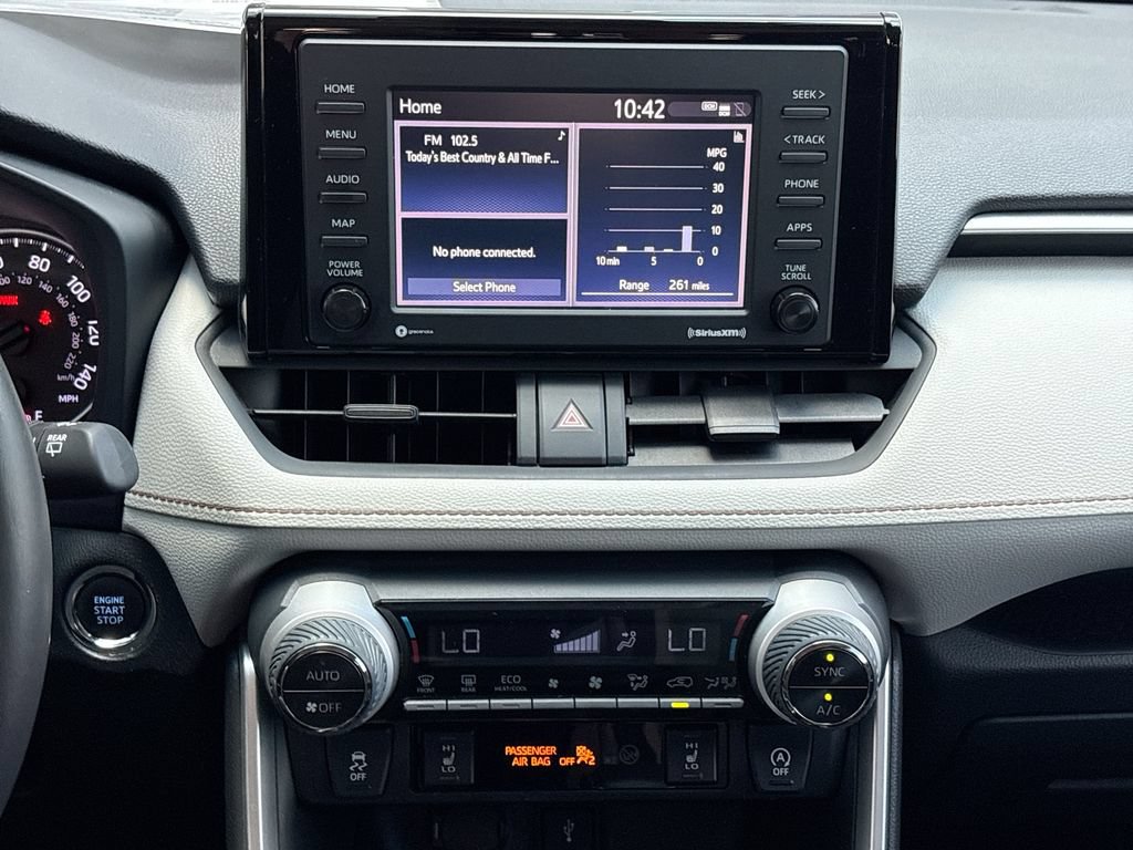 Used 2020 Toyota RAV4 XLE w/ XLE Grade Weather Package AWD/4WD image 14