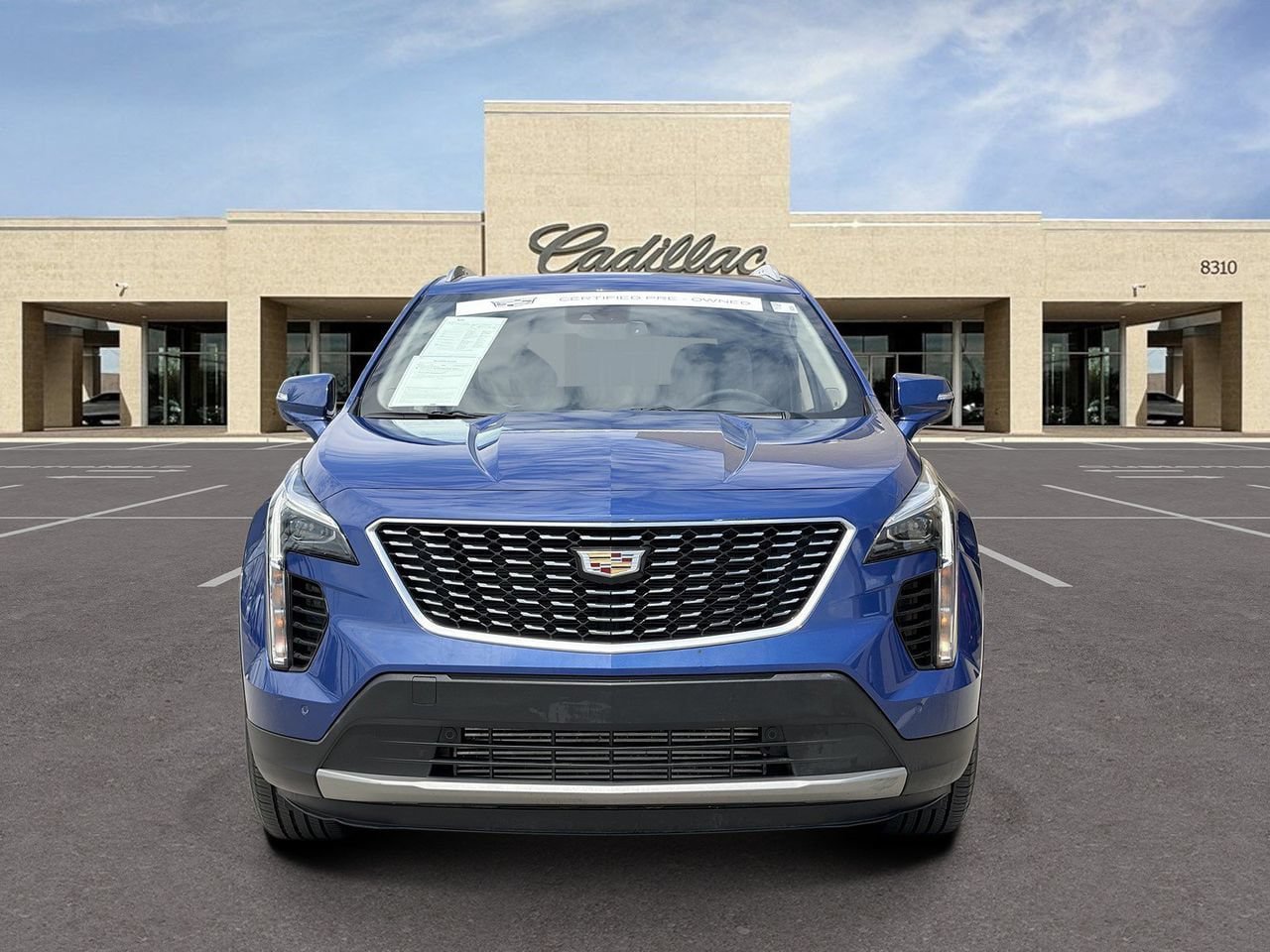 Certified 2022 Cadillac XT4 Premium Luxury FWD image 2