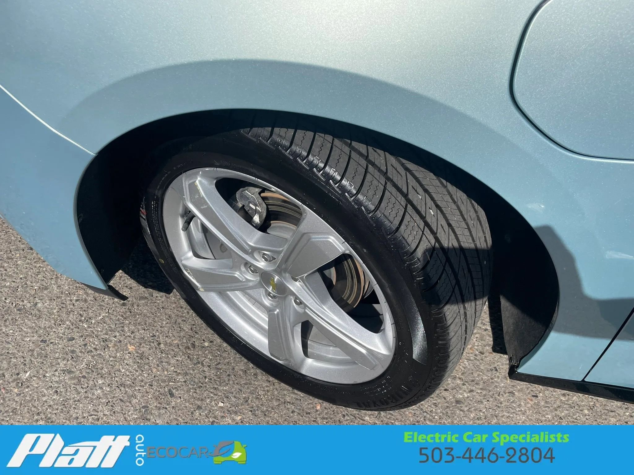 Used 2018 Chevrolet Volt LT w/ Comfort Package FWD image 18
