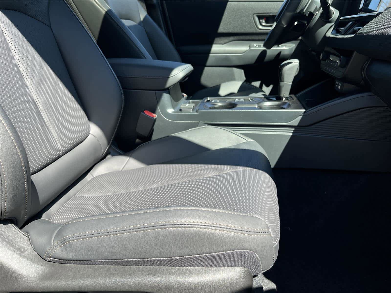 New 2026 Subaru Outback Limited AWD/4WD image 18