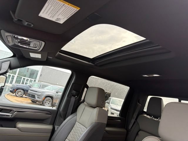 Used 2024 Chevrolet Silverado 2500 ZR2 w/ Technology Package AWD/4WD image 22