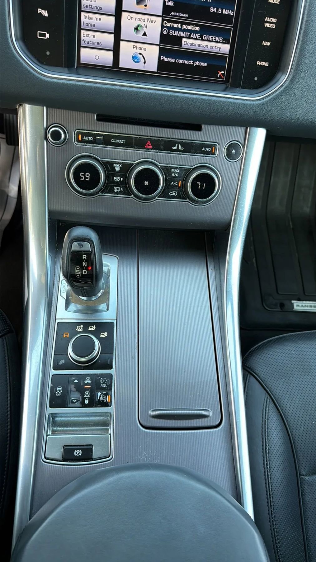 Used 2014 Land Rover Range Rover Sport HSE image 23