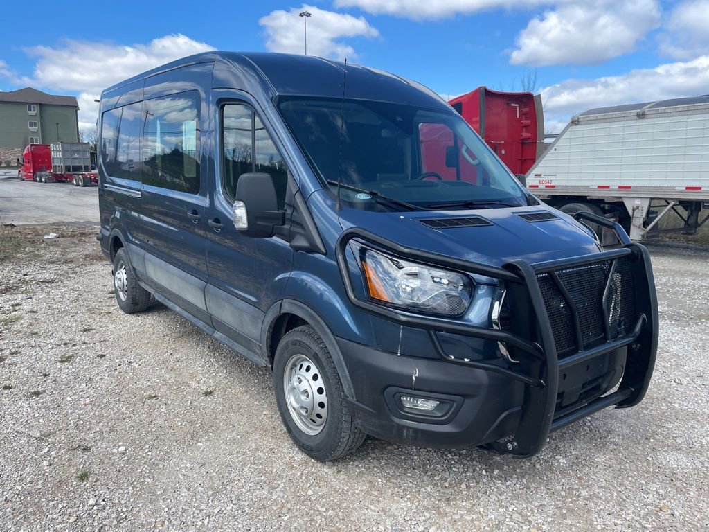 Used 2023 Ford Transit 250 Medium Roof AWD w/ Load Area Protection Package image 4