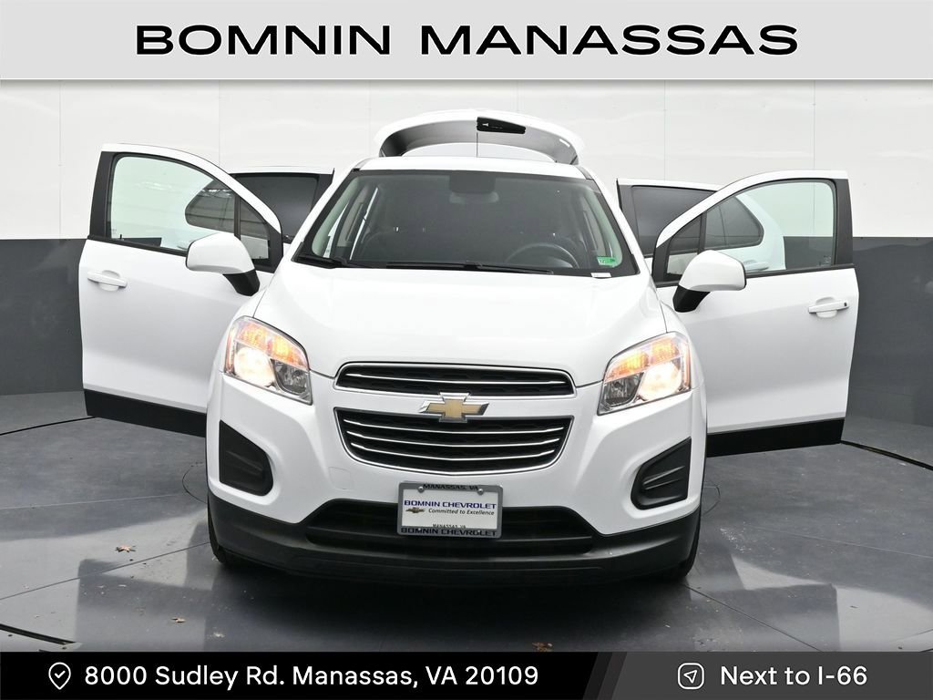 Used 2016 Chevrolet Trax LS image 37