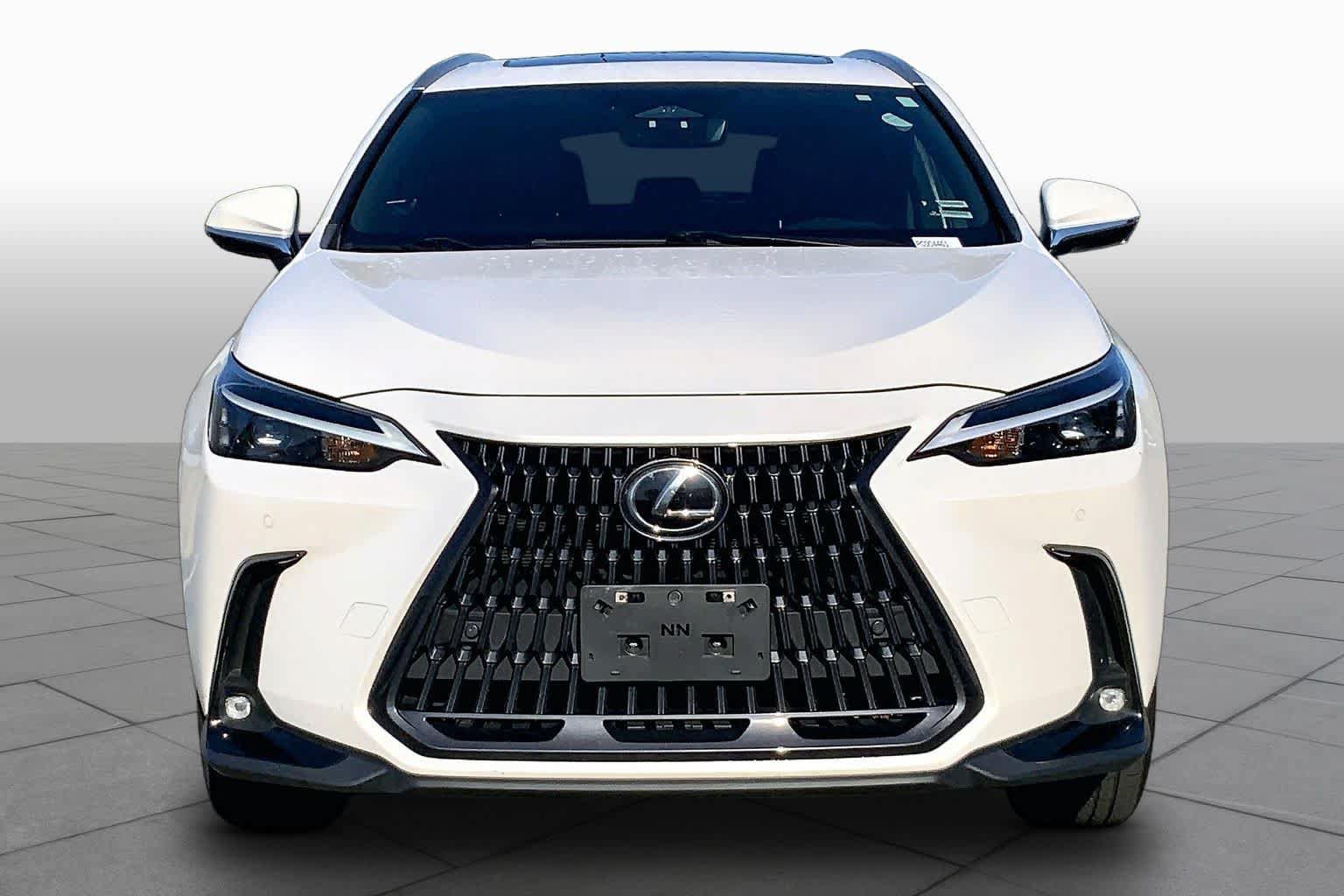 Used 2023 Lexus NX 250 FWD image 4