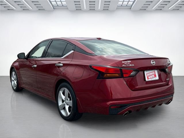 Used 2019 Nissan Altima 2.0 Platinum FWD image 6