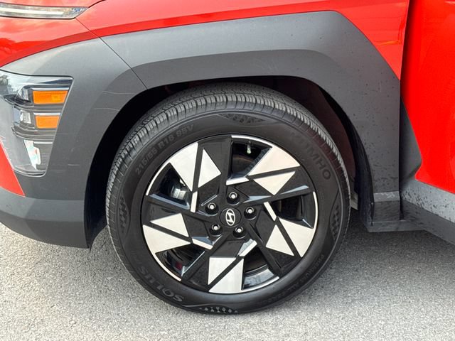 Used 2024 Hyundai Kona SEL w/ Convenience Package FWD image 24