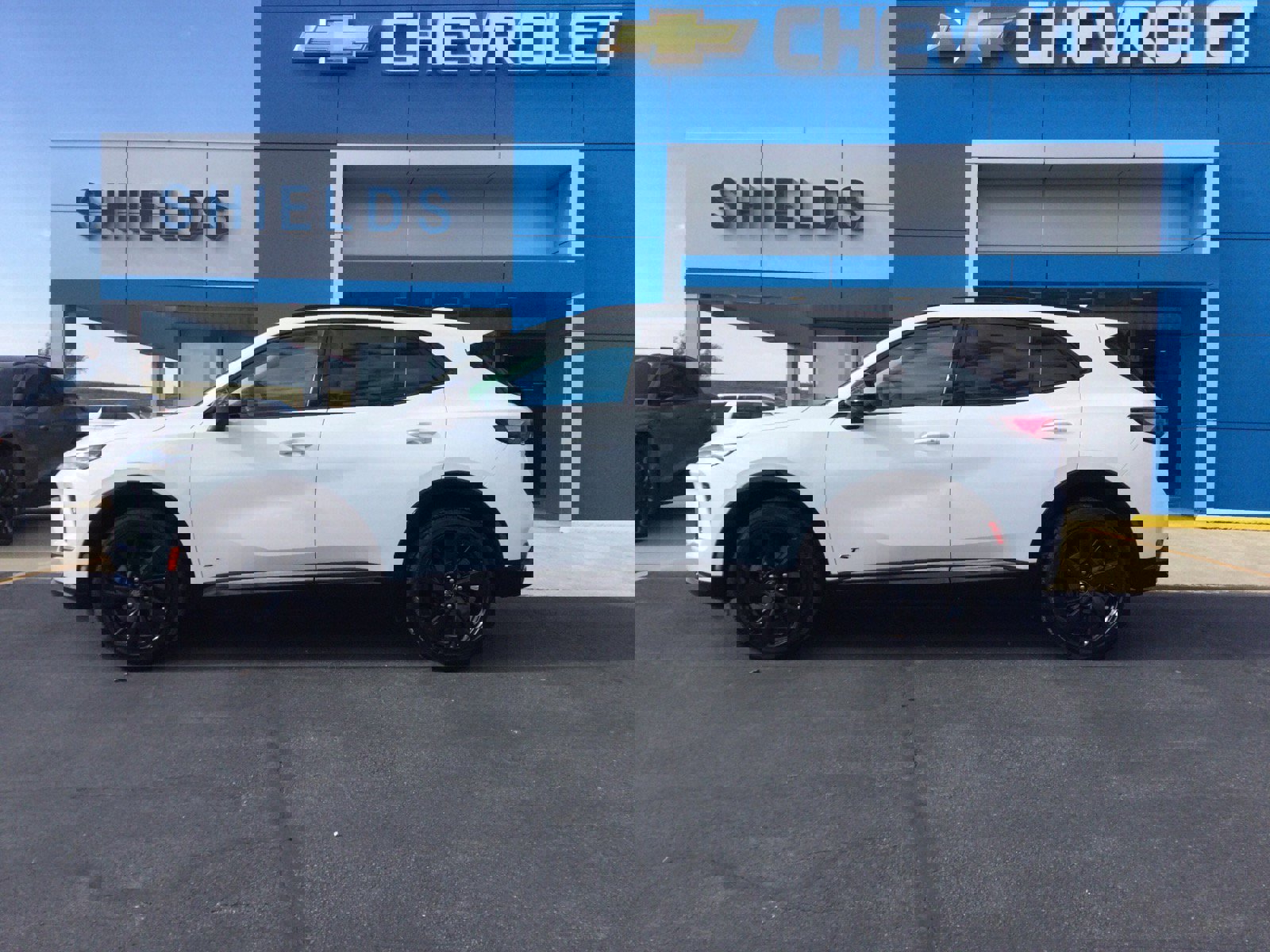 Used 2024 Buick Envision Sport Touring image 3