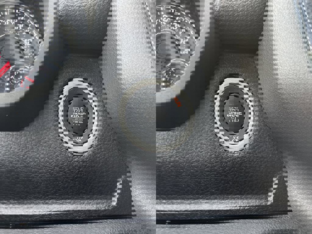 Used 2024 RAM 1500 Laramie image 24