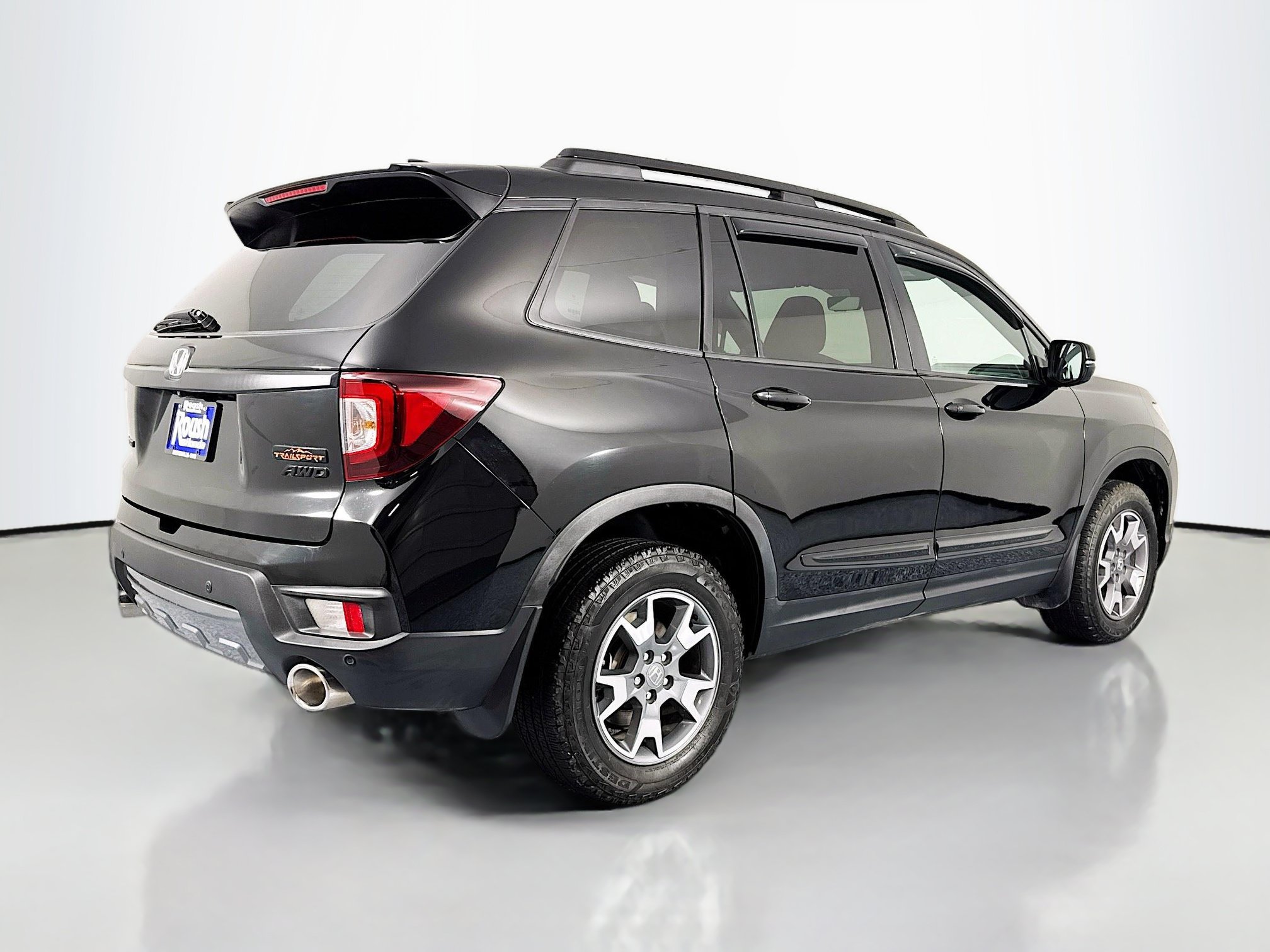 Certified 2023 Honda Passport TrailSport image 5