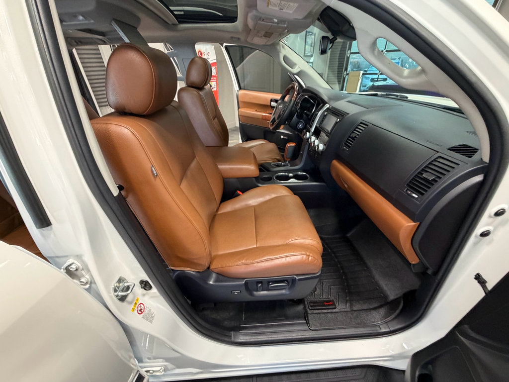 Used 2018 Toyota Sequoia Platinum AWD/4WD image 54