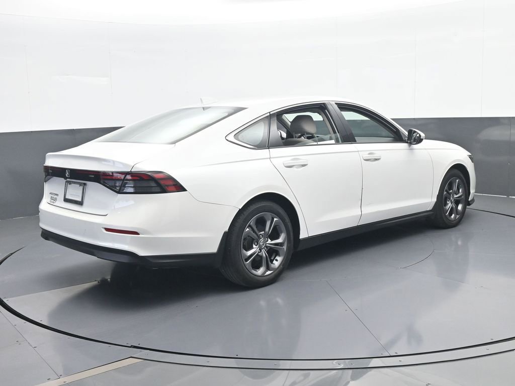 Used 2023 Honda Accord EX image 6