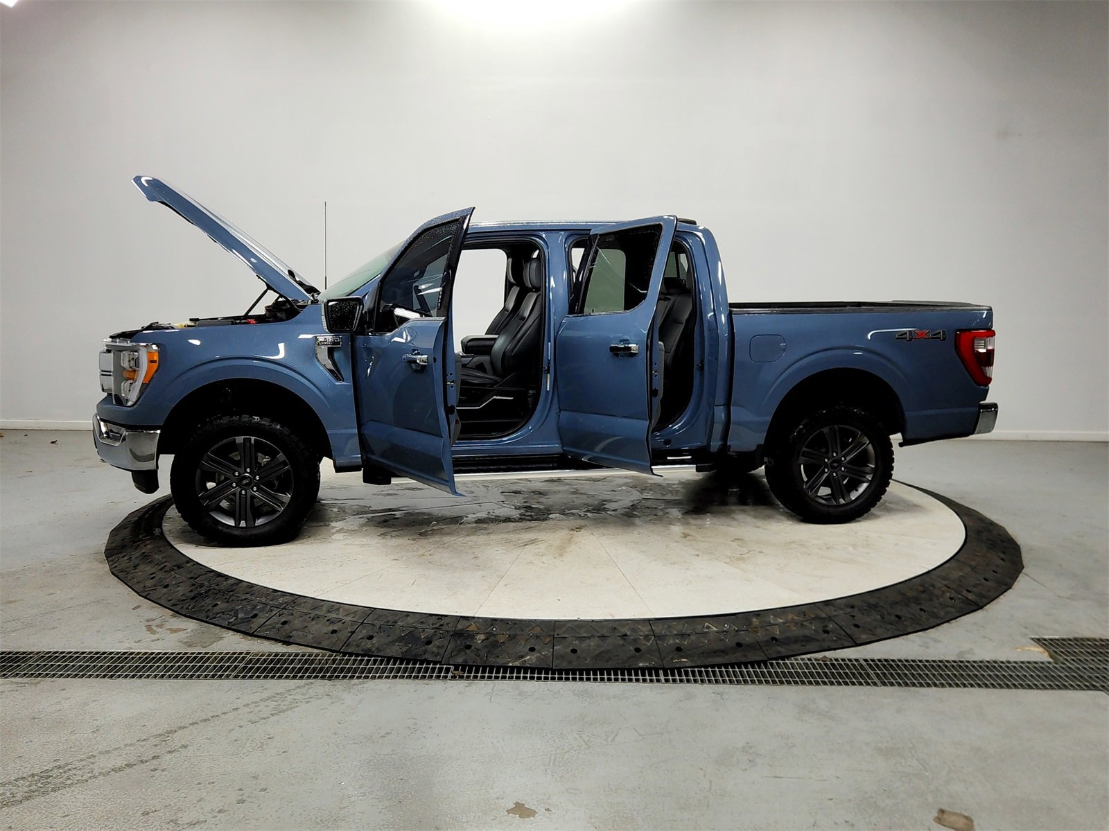 Used 2023 Ford F150 Lariat image 12