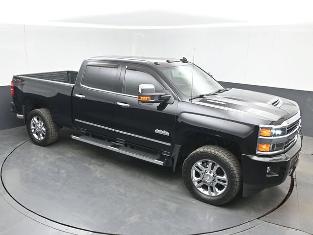 Used 2019 Chevrolet Silverado 2500 High Country w/ Duramax Plus Package AWD/4WD image 1