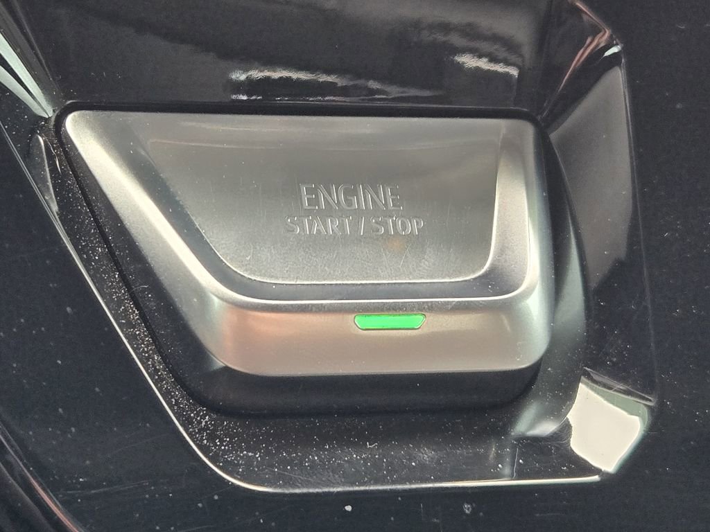 Used 2024 GMC Sierra 1500 Denali w/ Technology Package AWD/4WD image 29