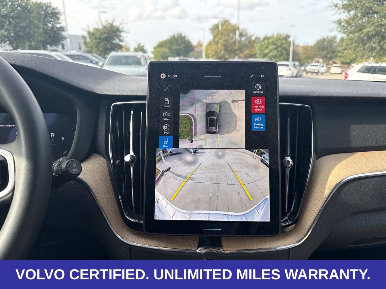 Certified 2026 Volvo XC60 B5 Plus AWD/4WD image 29
