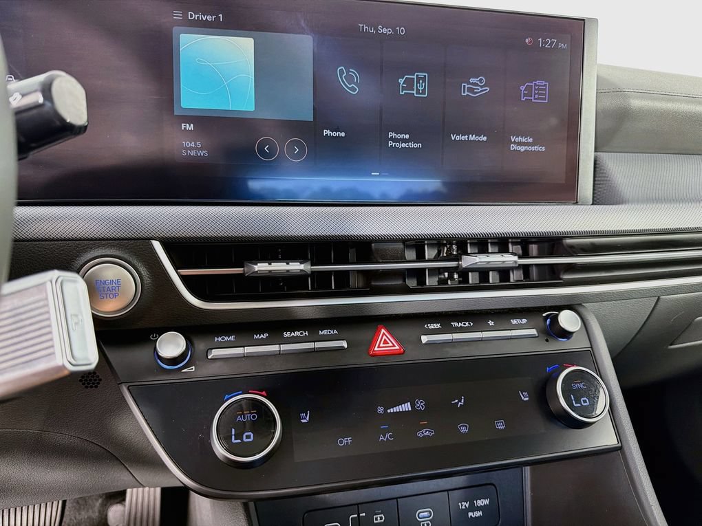 Used 2025 Hyundai Sonata SEL FWD image 19