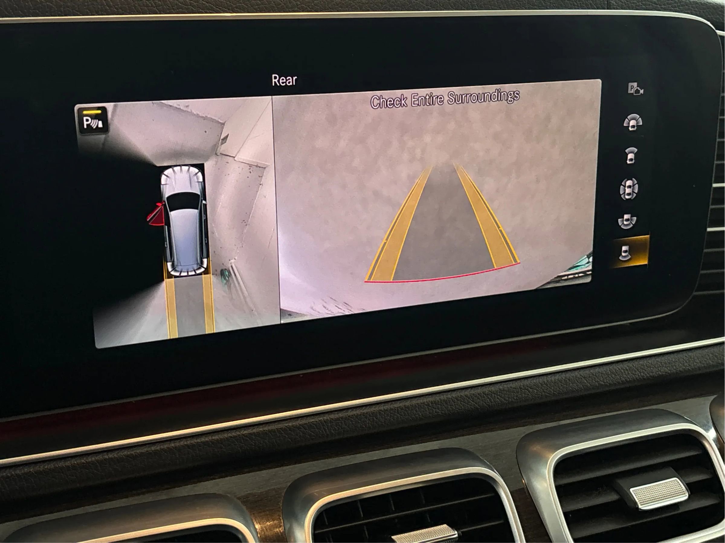 Used 2020 Mercedes-Benz GLS 450 4MATIC image 38