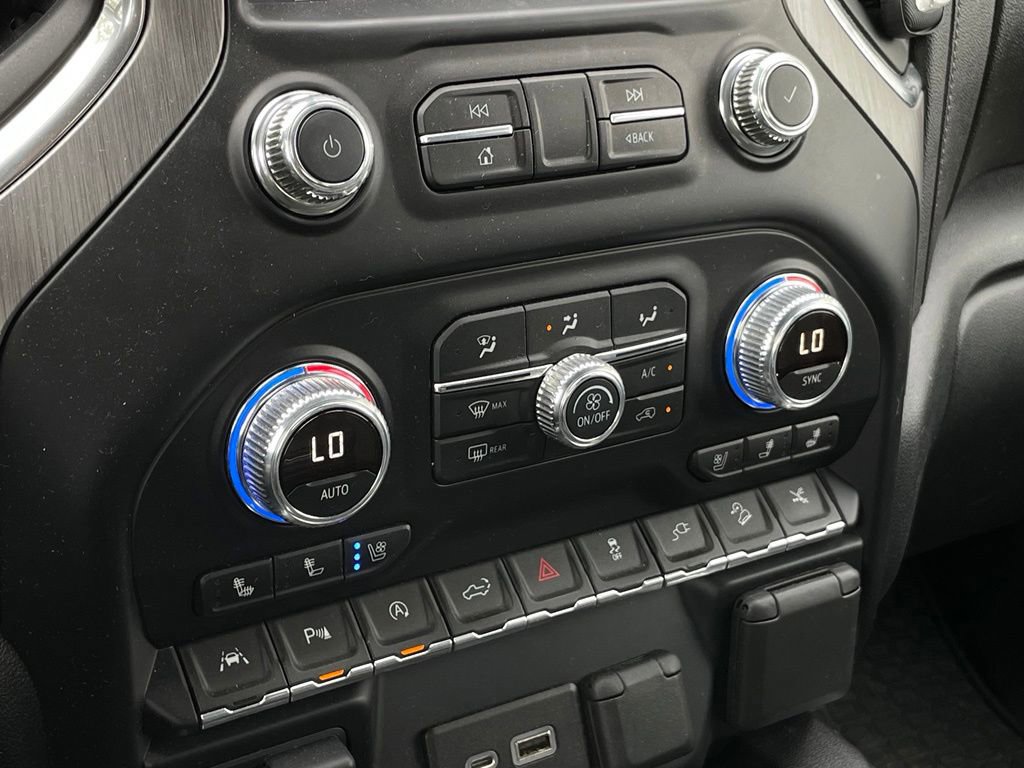 Used 2019 GMC Sierra 1500 Denali w/ Denali Ultimate Package AWD/4WD image 18