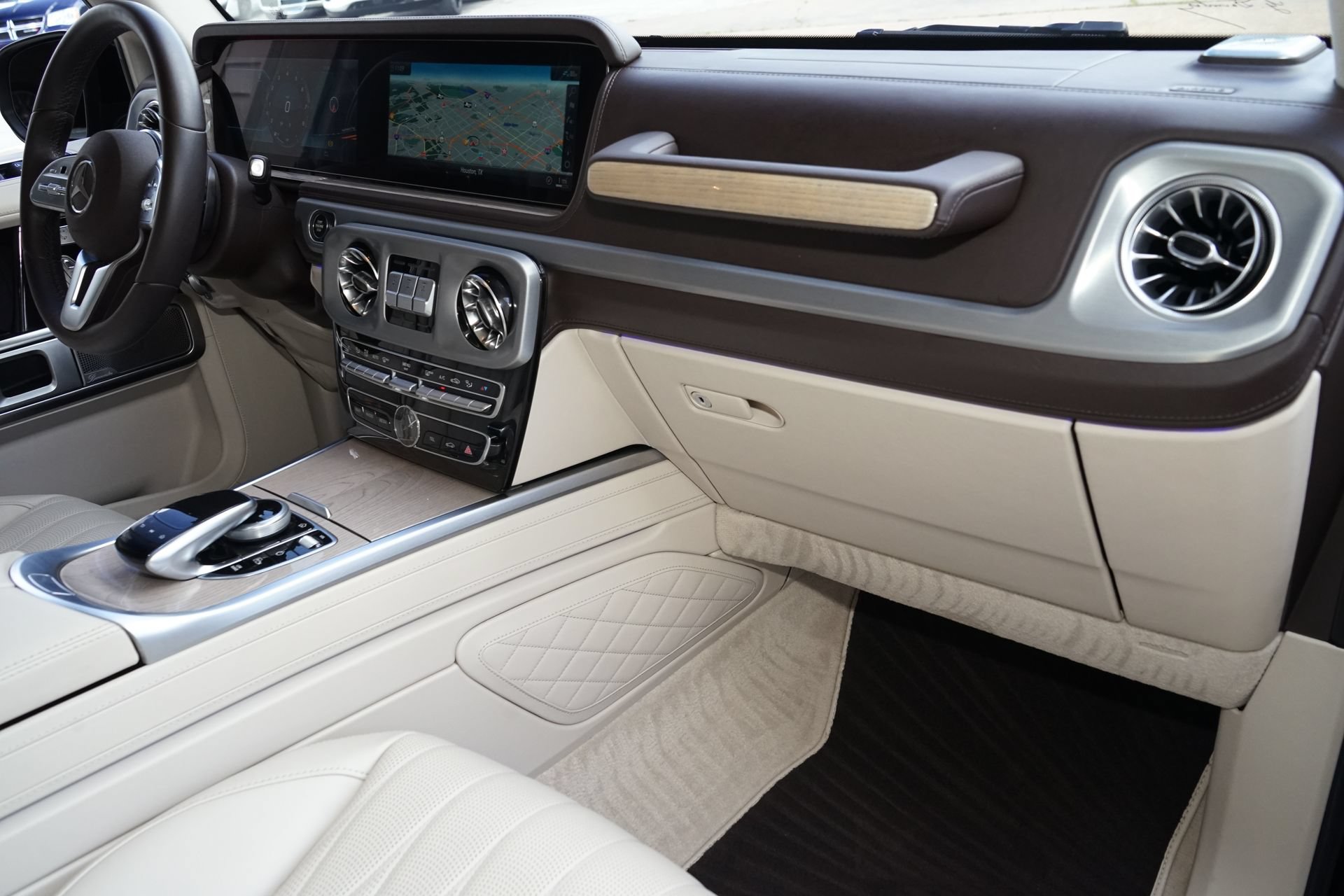 Used 2019 Mercedes-Benz G 550 image 11
