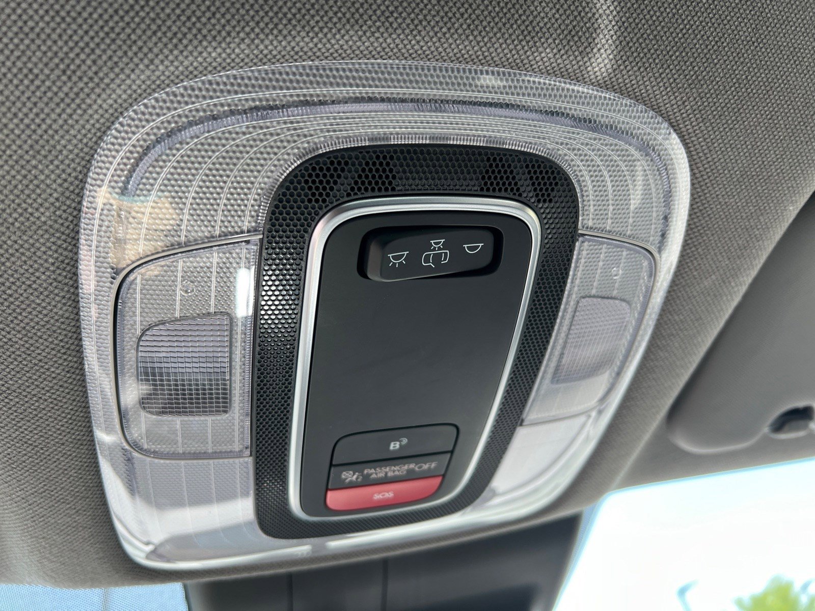 Used 2024 Hyundai Elantra SEL FWD image 25