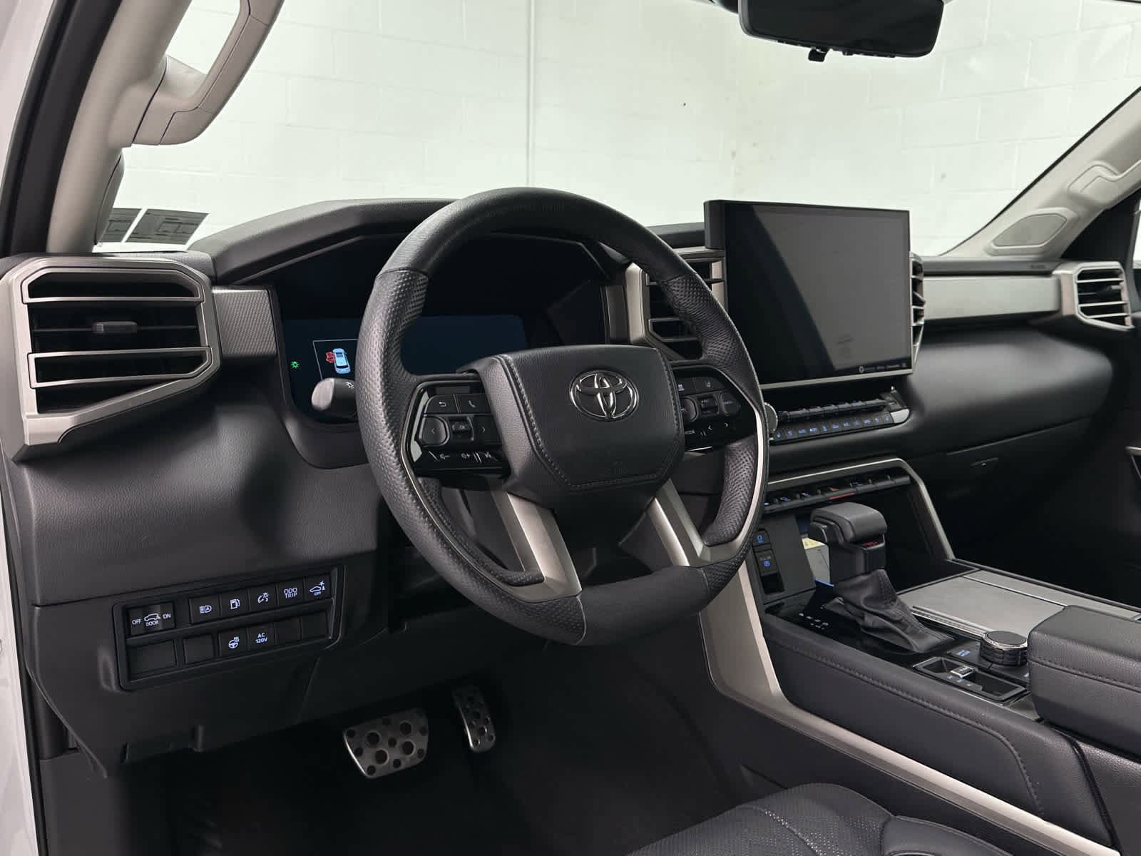 Used 2024 Toyota Sequoia Limited w/ TRD Off-Road Package AWD/4WD image 10