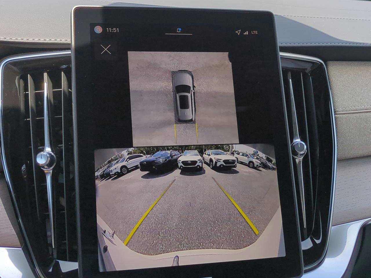 New 2026 Volvo XC90 B6 Ultra w/ Lounge Package image 19