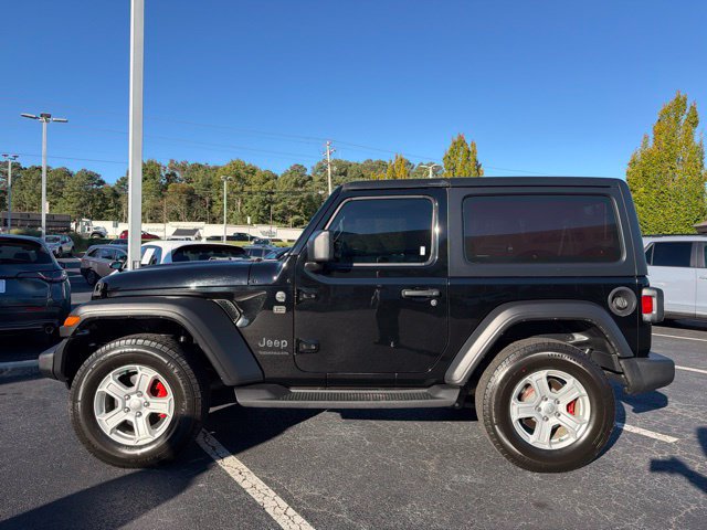 Used 2022 Jeep Wrangler Sport AWD/4WD image 9