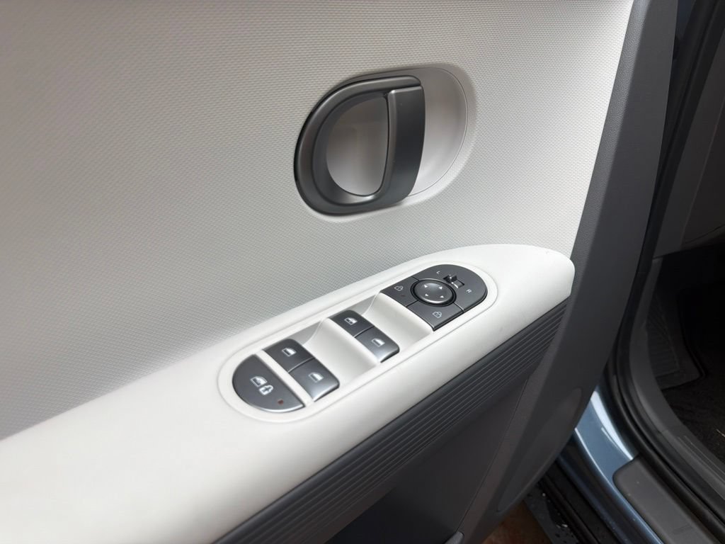 New 2027 Hyundai Ioniq 5 SE RWD image 23