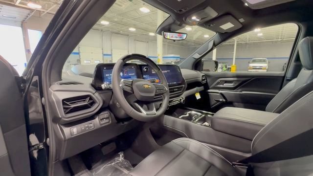 New 2026 Chevrolet Silverado EV LT AWD/4WD image 12