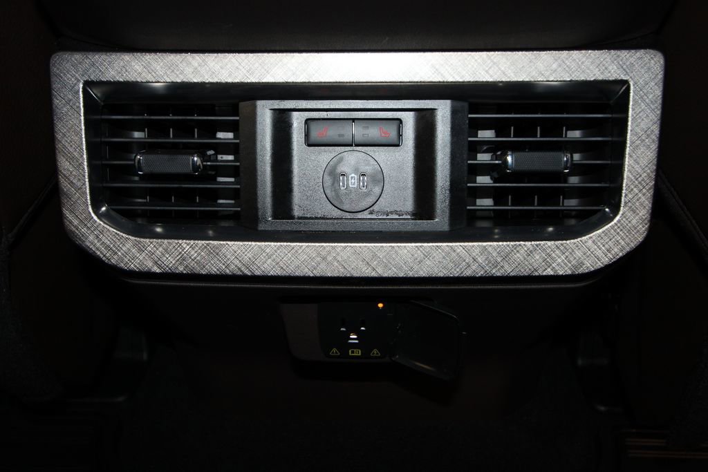 Used 2025 Ford F250 King Ranch w/ Chrome Package image 36