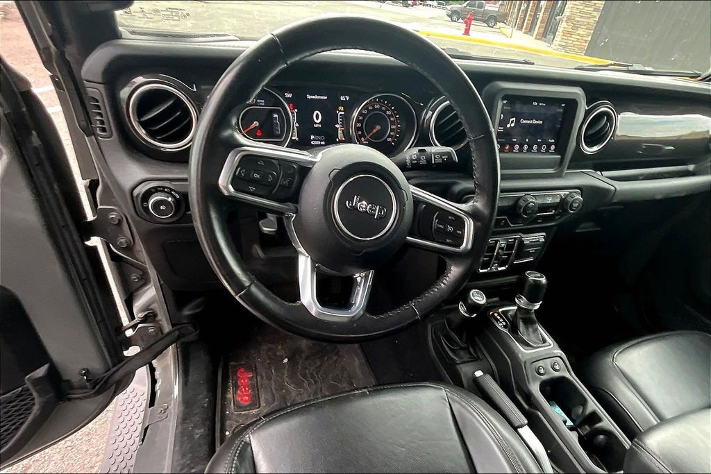 Used 2021 Jeep Wrangler Unlimited Sahara AWD/4WD image 3