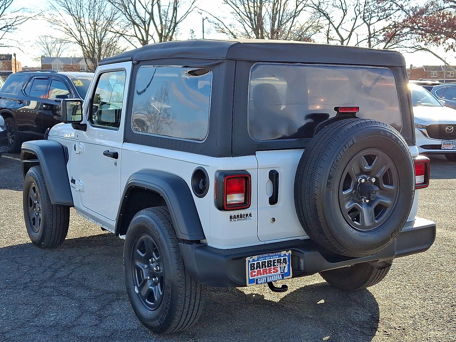 Used 2023 Jeep Wrangler Sport AWD/4WD image 4