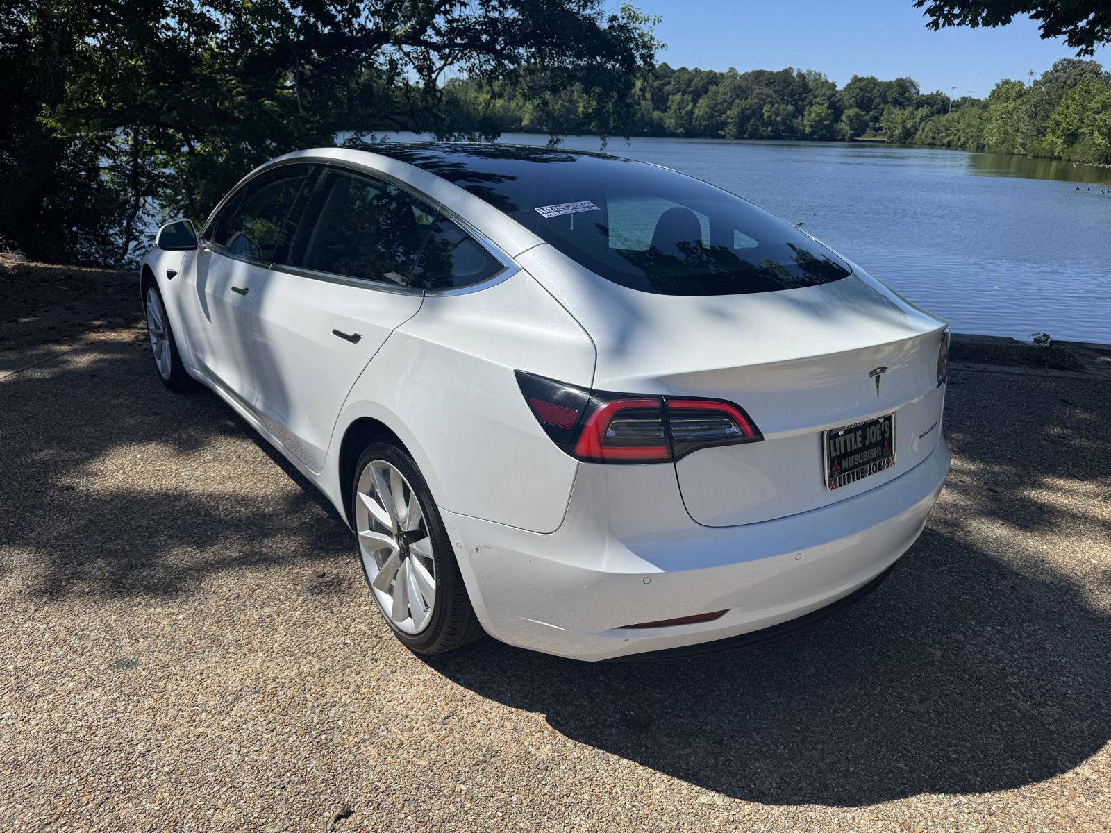 Used 2020 Tesla Model 3 Long Range AWD/4WD image 9