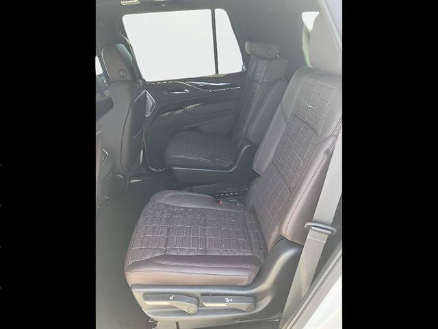 Certified 2024 Cadillac Escalade Sport Platinum w/ Heavy-Duty Trailer Package AWD/4WD image 10